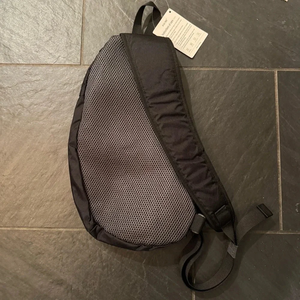 Black and Green Unisex Sling Bag